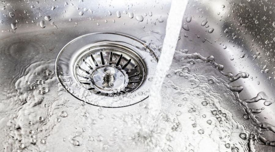 Sink drain with water running